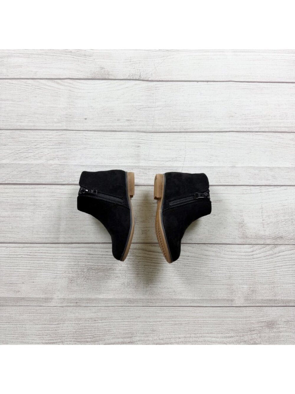 Cat & Jack Toddler Girls Black Ankle Boots Side Zip Faux Suede Low Heel 8 - Picture 3 of 6